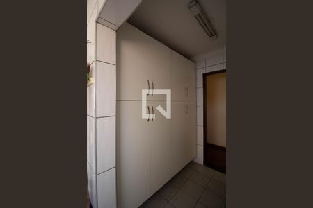 Casa para alugar com 369m², 5 quartos e 3 vagas Casa para alugar com 369m², 5 quartos e 3 vagasÁrea de Serviço