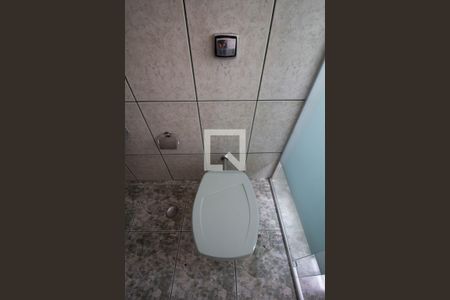 Casa para alugar com 369m², 5 quartos e 3 vagas Casa para alugar com 369m², 5 quartos e 3 vagasBanheiro