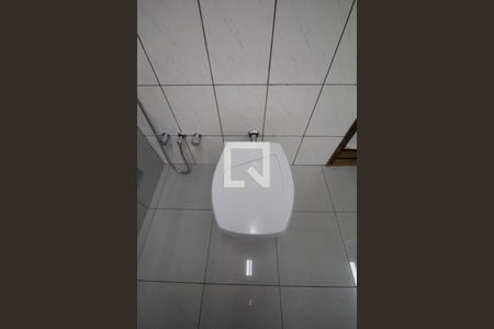 Casa para alugar com 369m², 5 quartos e 3 vagas Casa para alugar com 369m², 5 quartos e 3 vagasBanheiro da Suíte