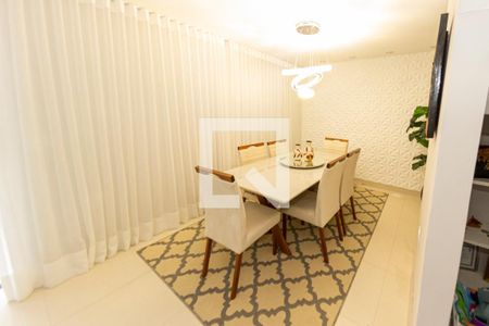 Sala de casa de condomínio para alugar com 3 quartos, 70m² em Vila Valqueire, Rio de Janeiro
