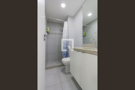 Apartamento à venda com 73m², 3 quartos e 1 vaga Apartamento à venda com 73m², 3 quartos e 1 vagaBanheiro Social