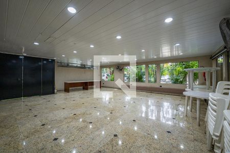 Apartamento à venda com 80m², 3 quartos e 1 vagaÁrea comum - Salão de festas