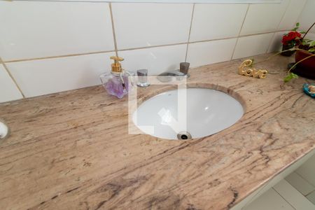 Casa à venda com 126m², 3 quartos e 1 vaga Casa à venda com 126m², 3 quartos e 1 vagaBanheiro