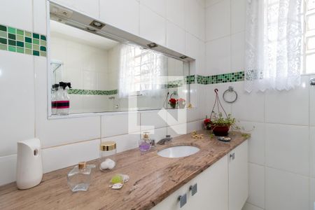 Casa à venda com 126m², 3 quartos e 1 vaga Casa à venda com 126m², 3 quartos e 1 vagaBanheiro