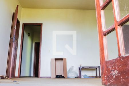 Casa à venda com 380m², 4 quartos e 5 vagas Casa à venda com 380m², 4 quartos e 5 vagasSuíte 2