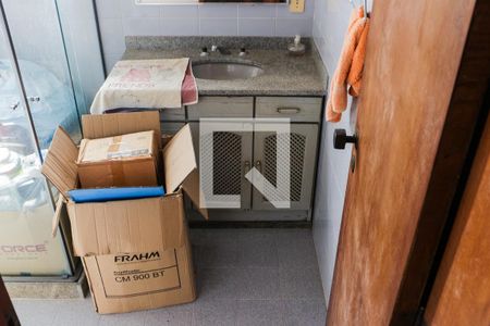 Casa à venda com 380m², 4 quartos e 5 vagas Casa à venda com 380m², 4 quartos e 5 vagasBanheiro