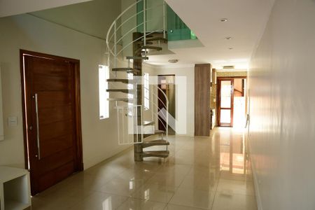 Sala de casa para alugar com 2 quartos, 155m² em Portal da Primavera, Cotia