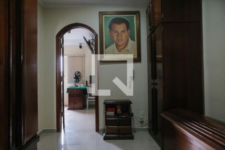 Apartamento para alugar com 400m², 5 quartos e 2 vagas Apartamento para alugar com 400m², 5 quartos e 2 vagasCorredor