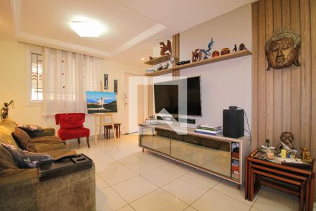 Sala de casa de condomínio à venda com 4 quartos, 150m² em Buritis, Belo Horizonte