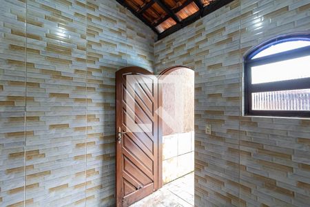 Casa para alugar com 200m², 2 quartos e 4 vagasDepósito