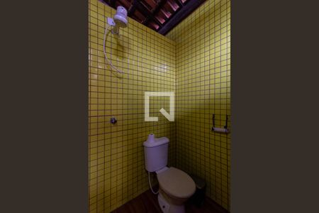 Casa para alugar com 200m², 2 quartos e 4 vagasBanheiro da garagem