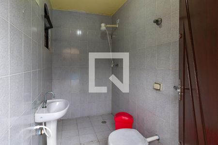 Casa para alugar com 200m², 2 quartos e 4 vagasBanheiro da piscina