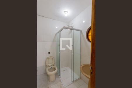 Banheiro da Suíte  de kitnet/studio para alugar com 1 quarto, 40m² em Campestre, Santo André