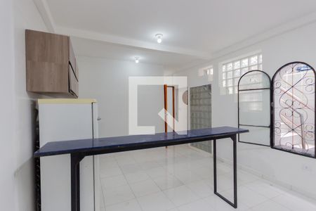 Sala e Cozinha de kitnet/studio para alugar com 1 quarto, 40m² em Campestre, Santo André