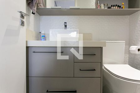 Apartamento à venda com 62m², 2 quartos e 1 vaga Apartamento à venda com 62m², 2 quartos e 1 vagaBanheiro da Suíte