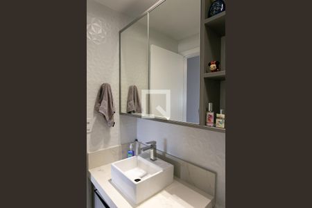 Apartamento à venda com 62m², 2 quartos e 1 vaga Apartamento à venda com 62m², 2 quartos e 1 vagaBanheiro da Suíte