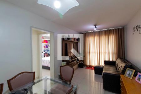 Sala  de apartamento para alugar com 2 quartos, 70m² em Cangaiba, São Paulo