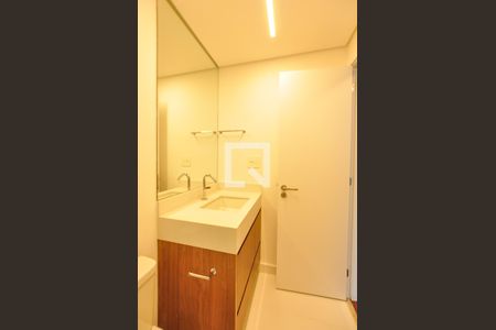 Apartamento à venda com 99m², 2 quartos e 1 vagaBanheiro do Quarto 1