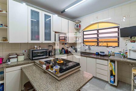 Casa à venda com 185m², 3 quartos e 2 vagas Casa à venda com 185m², 3 quartos e 2 vagasCozinha