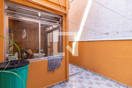 Casa à venda com 185m², 3 quartos e 2 vagas Casa à venda com 185m², 3 quartos e 2 vagasÁrea externa