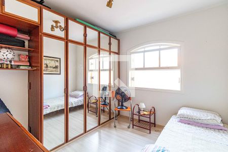 Casa à venda com 185m², 3 quartos e 2 vagas Casa à venda com 185m², 3 quartos e 2 vagasQuarto 1