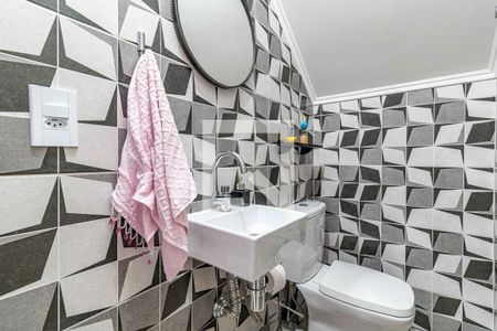 Casa à venda com 185m², 3 quartos e 2 vagas Casa à venda com 185m², 3 quartos e 2 vagasLavabo