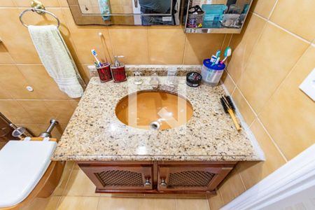 Casa à venda com 185m², 3 quartos e 2 vagas Casa à venda com 185m², 3 quartos e 2 vagasSuite - Banheiro