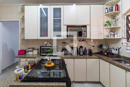 Casa à venda com 185m², 3 quartos e 2 vagas Casa à venda com 185m², 3 quartos e 2 vagasCozinha