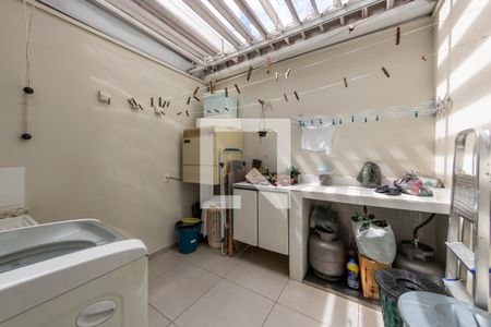 Casa à venda com 86m², 3 quartos e 2 vagasÁrea de serviço