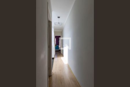 Corredor de casa à venda com 3 quartos, 86m² em Vila Lúcia, São Paulo