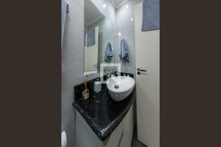 Casa à venda com 86m², 3 quartos e 2 vagasBanheiro