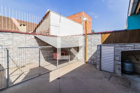 Casa para alugar com 100m², 2 quartos e 1 vagaQuintal