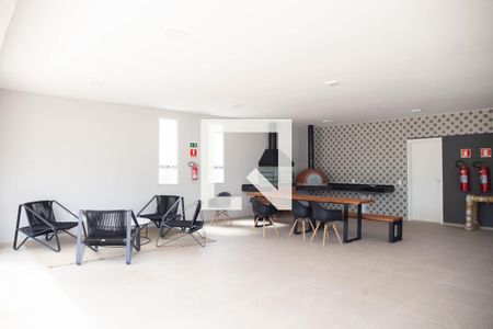 Apartamento à venda com 44m², 2 quartos e 1 vaga Apartamento à venda com 44m², 2 quartos e 1 vagaÁrea comum - Salão de festas