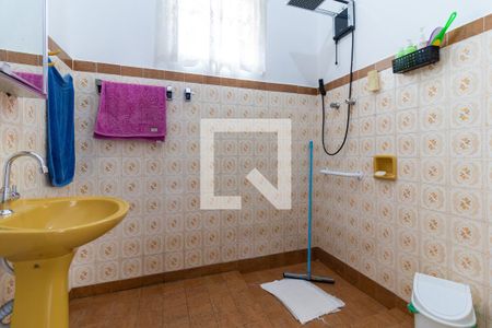 Casa à venda com 500m², 2 quartos e 4 vagasBanheiro - Casa 01