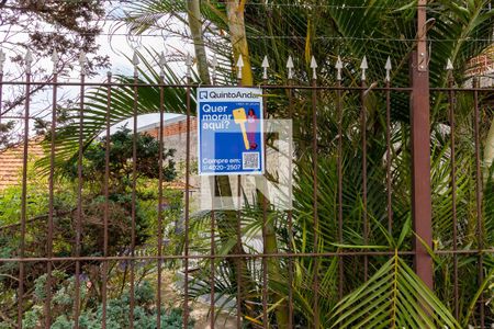 Casa à venda com 500m², 2 quartos e 4 vagasPlaquinha