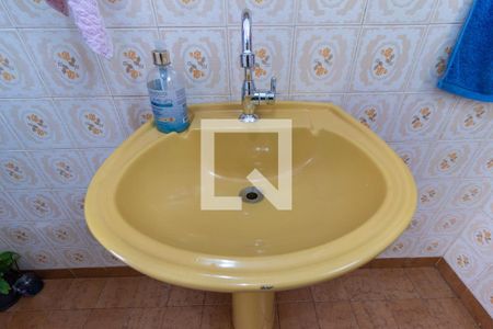 Casa à venda com 500m², 2 quartos e 4 vagasBanheiro - Casa 01