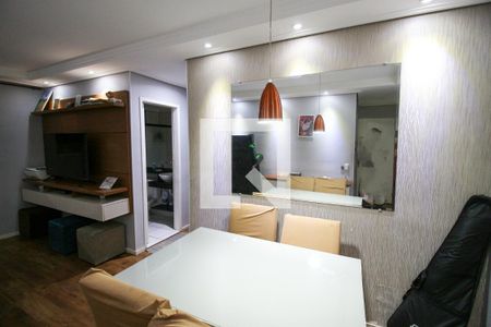 Sala de apartamento para alugar com 2 quartos, 54m² em Vila Carmosina, São Paulo