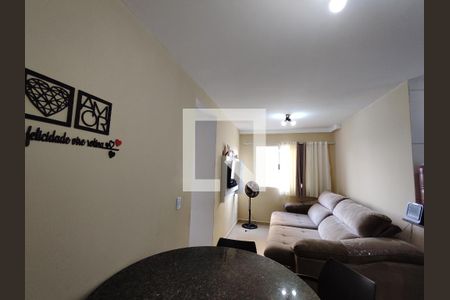 Sala de apartamento para alugar com 2 quartos, 48m² em Vila Correa, Ferraz de Vasconcelos