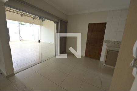 Casa à venda com 450m², 5 quartos e 6 vagas