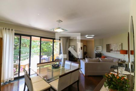 Sala de apartamento à venda com 4 quartos, 242m² em Vila Suzana, São Paulo