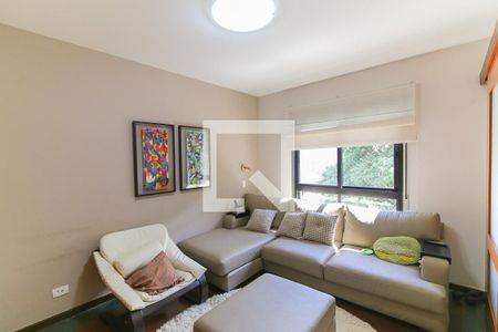 Sala de TV de apartamento para alugar com 4 quartos, 242m² em Vila Suzana, São Paulo