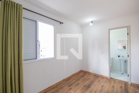 Suíte de apartamento para alugar com 3 quartos, 70m² em Km 18, Osasco