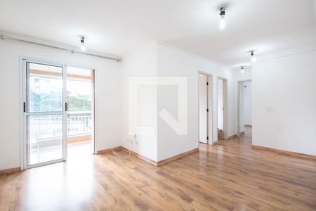 Sala de apartamento para alugar com 3 quartos, 70m² em Km 18, Osasco