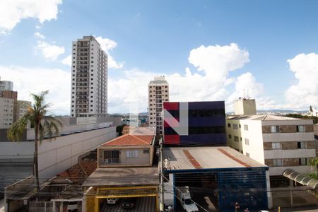 Vista da Suíte de apartamento para alugar com 3 quartos, 70m² em Km 18, Osasco
