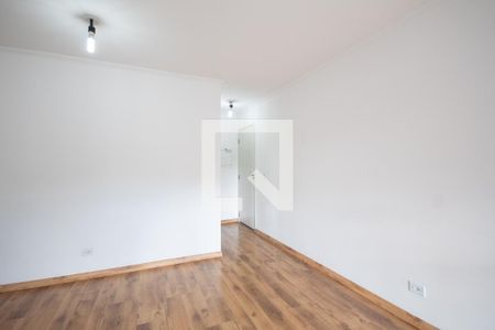 Sala de apartamento para alugar com 3 quartos, 70m² em Km 18, Osasco