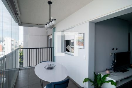 Varanda de apartamento para alugar com 2 quartos, 65m² em Vila Cordeiro, São Paulo