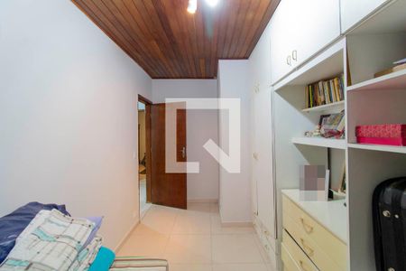 Casa à venda com 222m², 3 quartos e 2 vagas Casa à venda com 222m², 3 quartos e 2 vagasQuarto 3