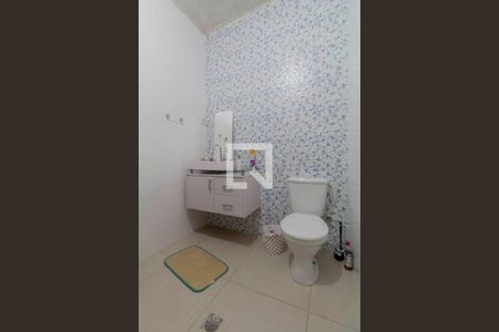 Casa à venda com 222m², 3 quartos e 2 vagas Casa à venda com 222m², 3 quartos e 2 vagasBanheiro 2