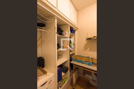 Apartamento à venda com 116m², 3 quartos e 2 vagasCorredor - Armário