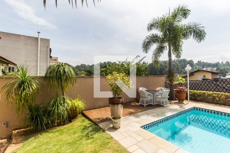 Casa de condomínio à venda com 540m², 5 quartos e 6 vagasQuintal